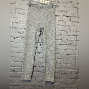 Women’s Lululemon active leggings 6